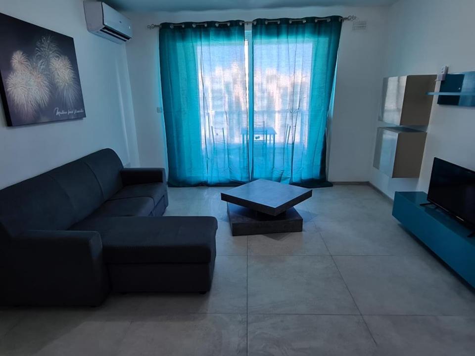 St Julians Bay Sea Front Apartments San Giuliano Esterno foto