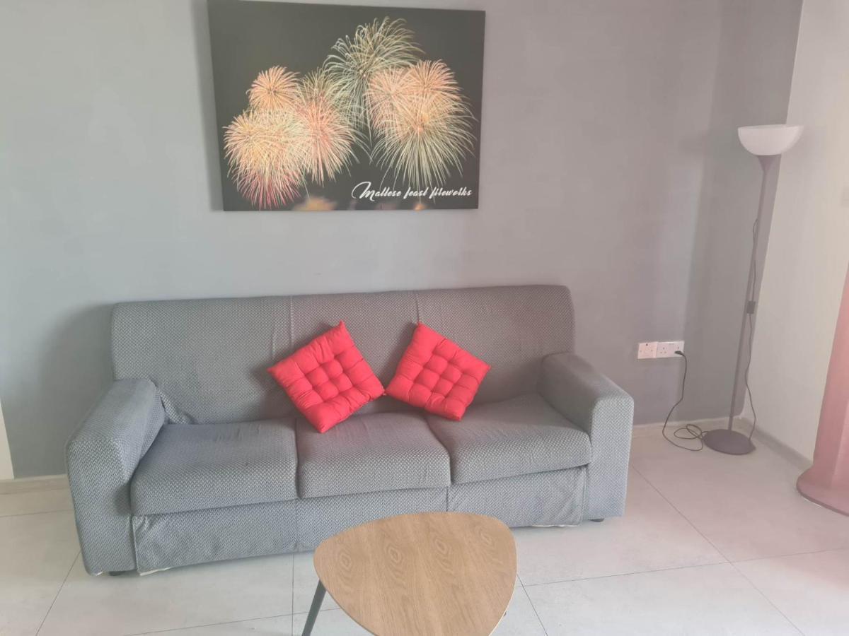 St Julians Bay Sea Front Apartments San Giuliano Esterno foto
